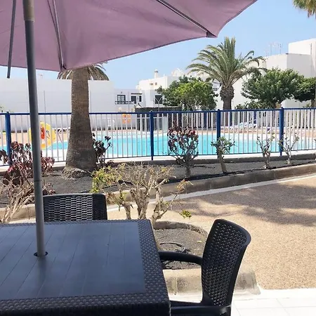 Casa Eef - One Bedroom Close To The With A Communal Pool Tias