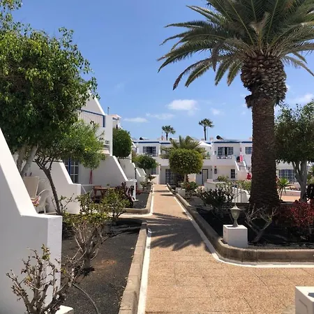 Apartment Casa Eef - One Bedroom Close To The With A Communal Pool Tias